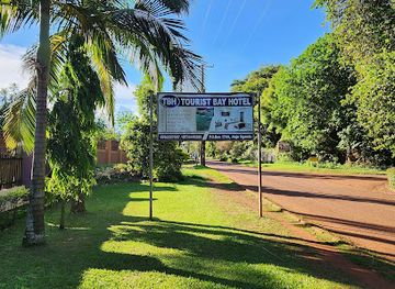 uganda/jinja/landmark/tourist-bay-hotel