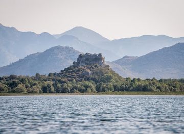 montenegro/skadar-lake-region/landmark/holiday-home-haustor-with-skadar-lake-wiew