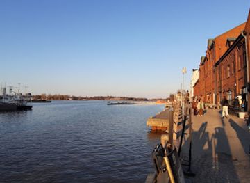 finland/helsinki-archipelago/landmark/tsarina-s-stone