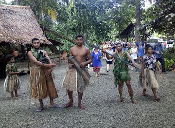 papua-new-guinea/milne-bay-region/landmark/alotau-tours