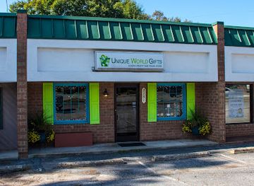 north-carolina/hickory/landmark/unique-world-gifts