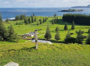 norfolk-island/cascade/landmark/burnt-pine-town-centre