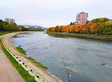 bosnia-and-herzegovina/zenica/landmark/kamberovica-polje