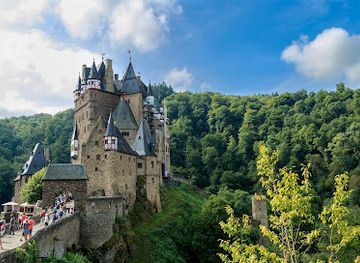 czechia/sumava/landmark/cestovni-kancelar-hoska-tour