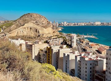 spain/costa-blanca/landmark/castell-de-santa-barbara