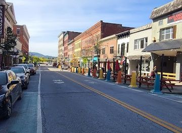 vermont/rutland/landmark/hand-carved-by-ernie