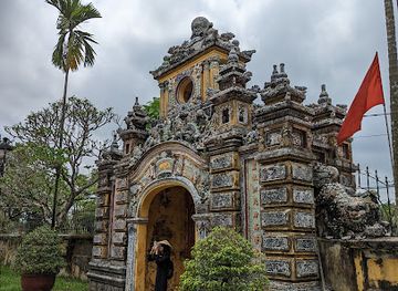 vietnam/hue/landmark/an-dinh-palace