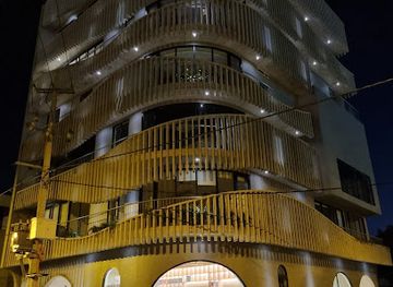 vietnam/da-nang/ngu-hanh-son-district/landmark/yarra-building