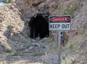 utah/sevier-valley/landmark/marysvale-train-tunnel