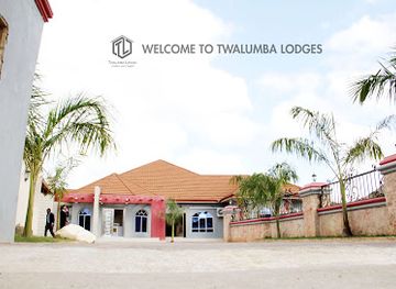 zambia/lusaka-national-park/landmark/twalumba-lodges