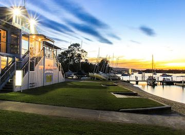 australia/noosa/landmark/noosa-yacht-and-rowing-club