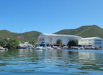 sint-maarten/cole-bay/landmark/budget-marine