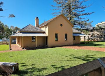 australia/mid-north-coast/landmark/historic-court-house