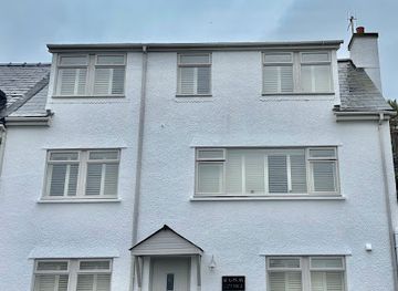 isle-of-man/port-erin/landmark/seaside-cottages