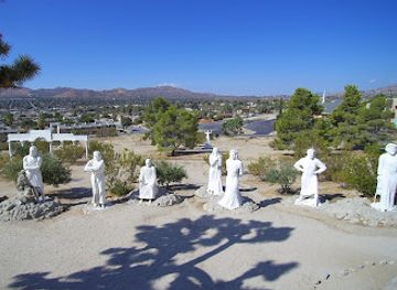 california/joshua-tree/landmark/desert-christ-park