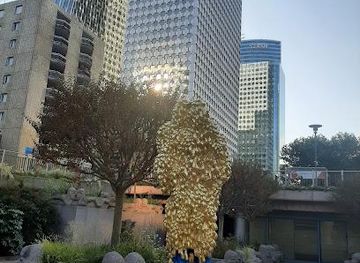 france/paris/landmark/la-defense