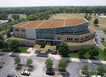 illinois/bolingbrook/landmark/fountaindale-public-library-district