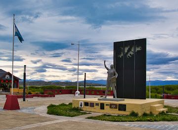 argentina/el-calafate/landmark/plazoleta-heroes-de-malvinas