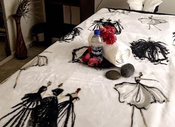 antigua-and-barbuda/falmouth/landmark/wave-lengths-hair-body-salon