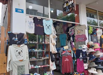 ecuador/puerto-ayora/landmark/the-boobies-souvenirs