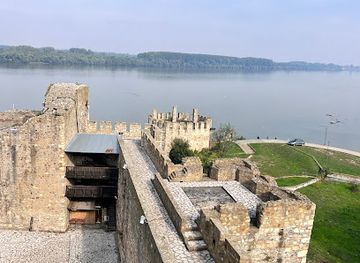 serbia/smederevo/landmark/mali-grad-smederevske-tvrdave