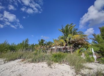 the-bahamas/lucaya/landmark/diamonds-by-the-sea