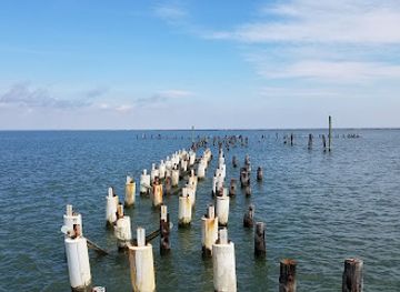 delaware/cape-henlopen-state-park/landmark/fishing-pier-cape-henlopen