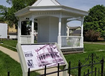 ohio/miami-valley/landmark/original-site-of-wright-brothers-home