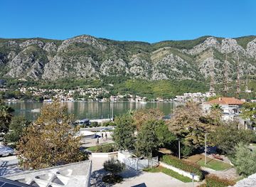 montenegro/bar/landmark/kotor-city-walls