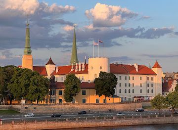 latvia/riga/old-town/landmark/riga-castle