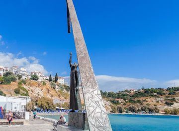 greece/samos/landmark/pythagoras-the-samian