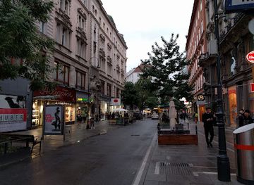 austria/vienna/landmark/van-swieten-hof