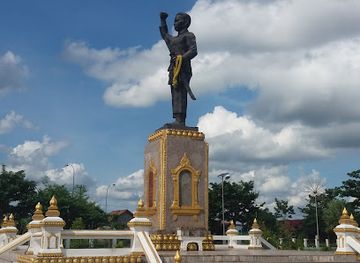 laos/champasak/landmark/ongkeo-monument-park