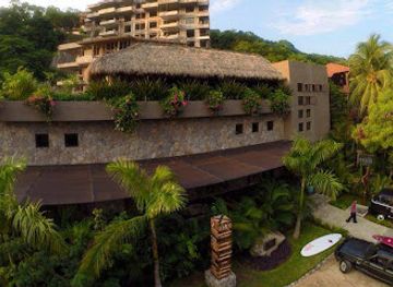 mexico/ixtapa-zihuatanejo/landmark/loot-surf-lifestyle-store