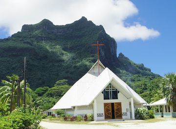 french-polynesia/leeward-islands/landmark/paroisse-saint-pierre-celestin