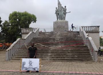 benin/ganvie-village/landmark/place-du-souvenir-ex-place-des-martyrs