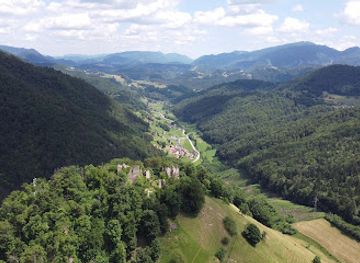 slovenia/upper-carniola/landmark/gamberk-castle