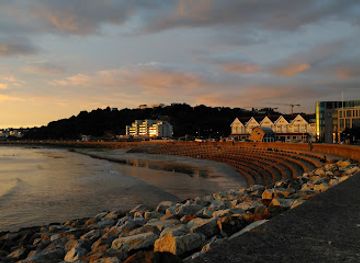 jersey/st-helier-waterfront/landmark/les-jardins-de-la-mer