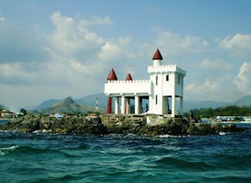 philippines/subic/landmark/enchanted-castle-subic-bay