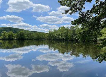 new-jersey/appalachian-trail/landmark/g-thomas-donch-nature-preserve-formerly-known-as-franklin-lakes-nature-preserve