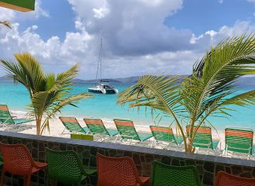 british-virgin-islands/jost-van-dyke/landmark/gertrude-s-beach-bar-and-grill