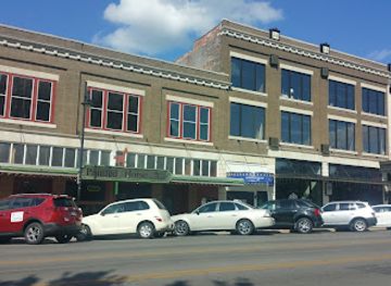 oklahoma/bartlesville/landmark/painted-horse-bar-grille