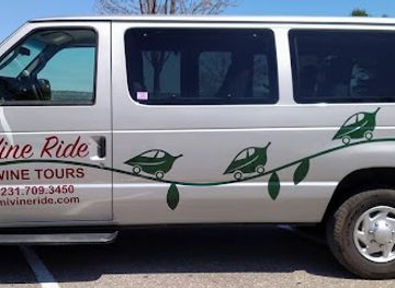 michigan/petoskey/landmark/vine-ride-petoskey-wine-tours