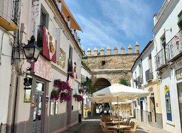 spain/cordoba/la-juderia/landmark/calle-judios