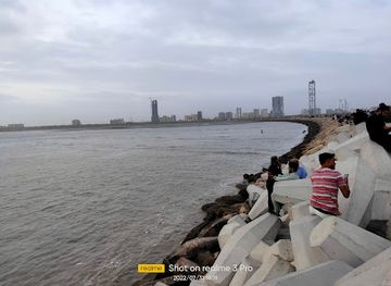 pakistan/karachi/clifton/landmark/clifton-beach-block-1