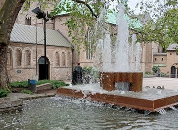 germany/essen/landmark/ein-brunnen-auf-dem-burgplatz