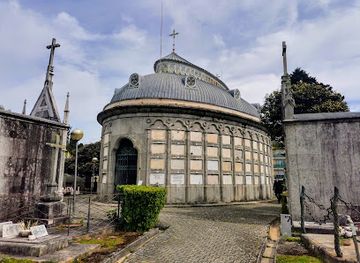 portugal/porto/landmark/jazigo-municipal