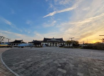 south-korea/jeonju/landmark/cheotmajunggil