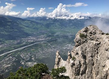 liechtenstein/furstensteig/landmark/alpspitz