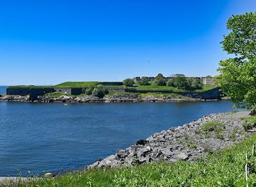 finland/archipelago-sea/landmark/vallisaari